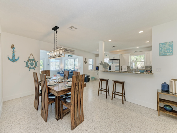Anna Maria Island Vacation Rentals - Bean Point Beach Cottage with Pool