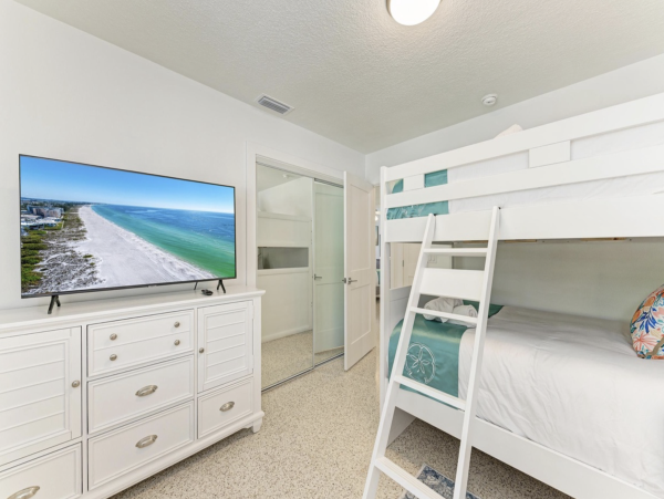 Anna Maria Island Vacation Rentals - Bean Point Beach Cottage with Pool