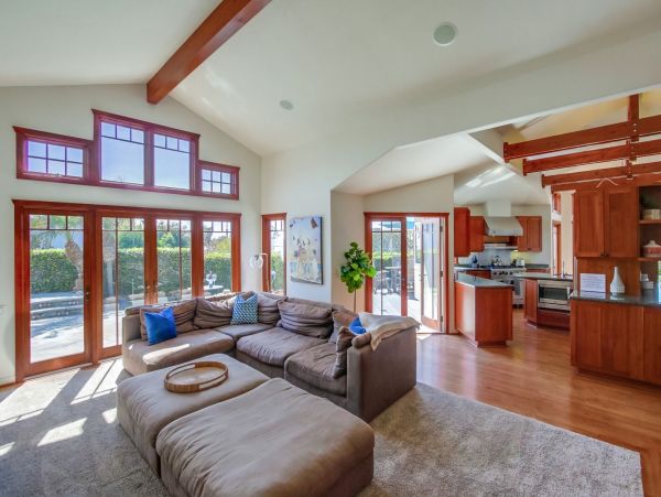 Lovely La Jolla Vacation Home 4 Bedrooms Sleeps 8 Guests