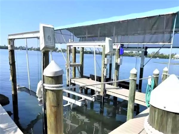 Englewood Vacation Pool Home Three Bedrooms Sleeps Six