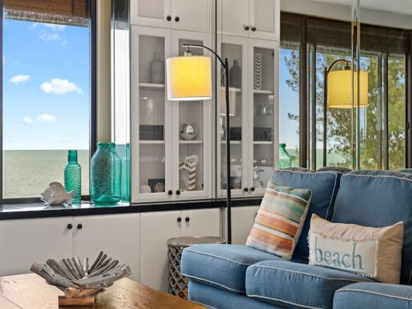 Gulf Views Sanibel Vacation Beach Condo Two Bedrooms