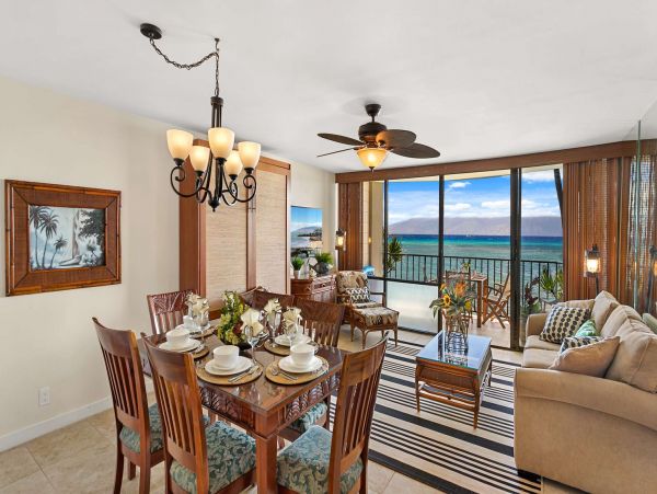 Maui Oceanfront Vacation Beach Condo With Amazing Views