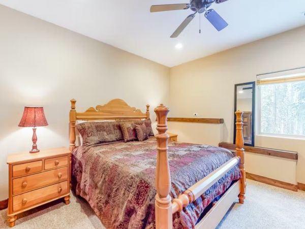 Breckenridge Luxury Seven Bedroom Rental Estate with Hot Tub