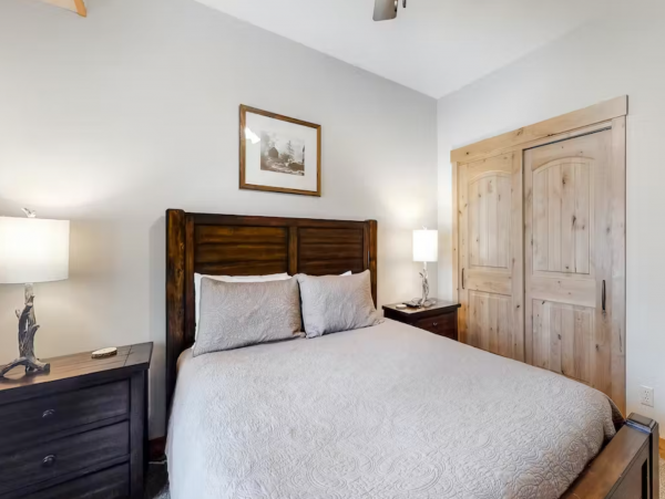 Six Bedroom Amazing Vacation Home in Breckenridge