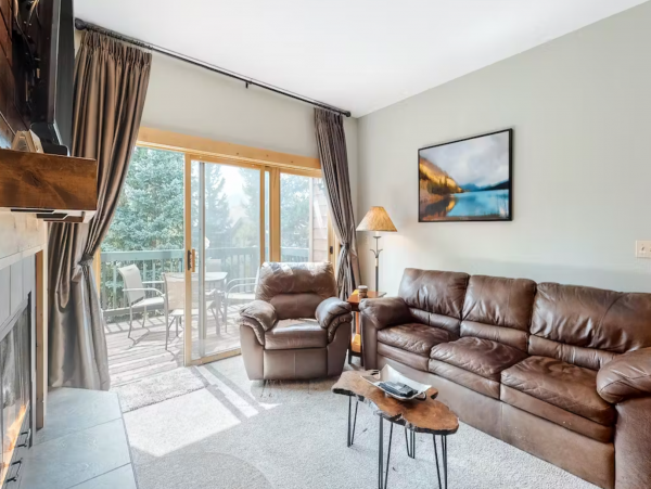 Six Bedroom Amazing Vacation Home in Breckenridge