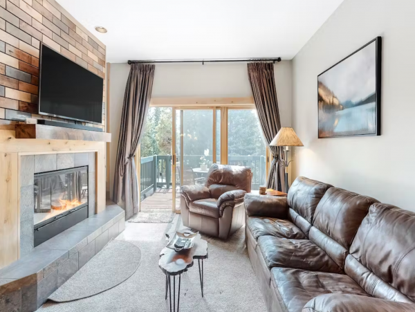 Six Bedroom Amazing Vacation Home in Breckenridge