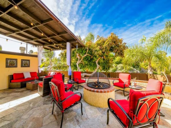 Stunning Vacation Home in Carlsbad with Pool and Hot Tub