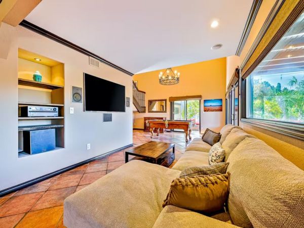Stunning Vacation Home in Carlsbad with Pool and Hot Tub