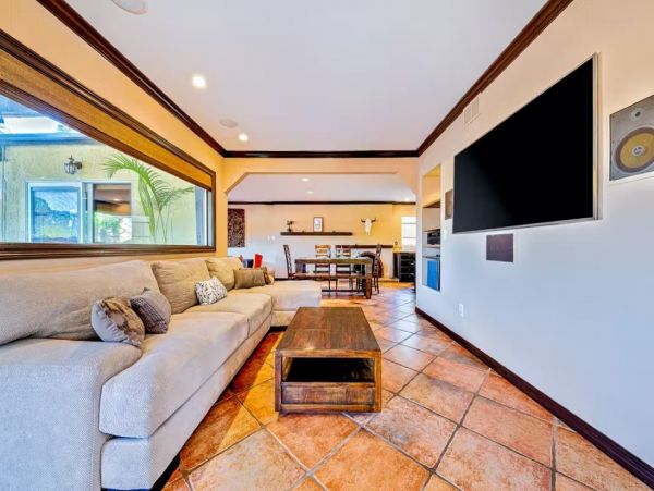 Stunning Vacation Home in Carlsbad with Pool and Hot Tub