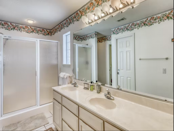 Beachfront Multi Level Vacation Home Navarre Beach