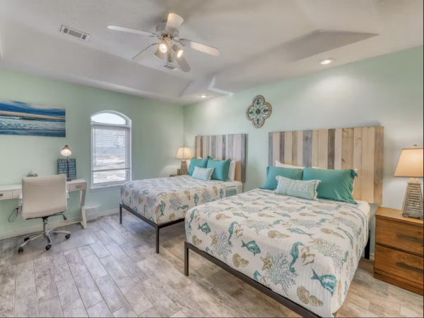 Beachfront Multi Level Vacation Home Navarre Beach