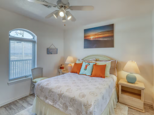 Beachfront Multi Level Vacation Home Navarre Beach