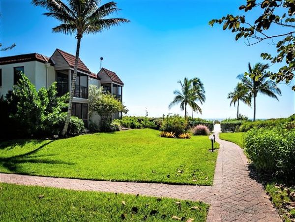 Sanibel Vacation Condo One Bedroom Walk To Beach