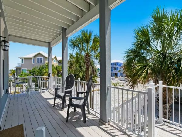 Navarre Four Bedroom Rental Home with Gulf & Harbor Views