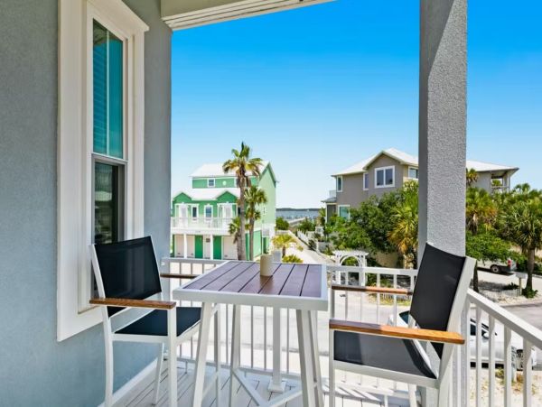 Navarre Four Bedroom Rental Home with Gulf & Harbor Views