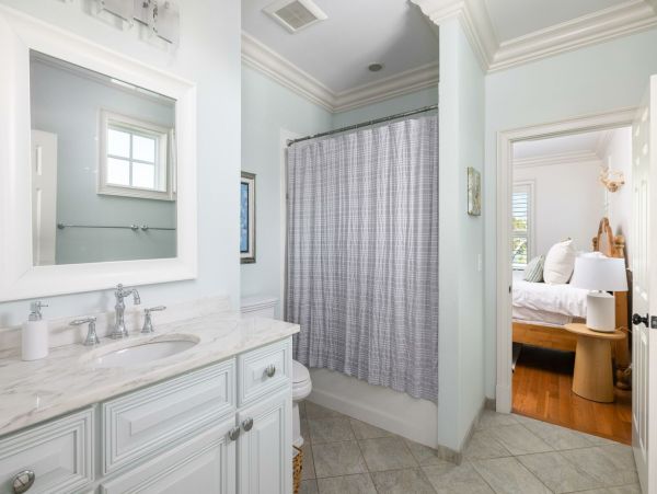 Folly Beach Home 1015460