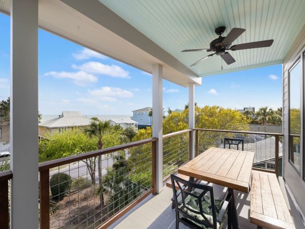 Folly Beach Home 1015462