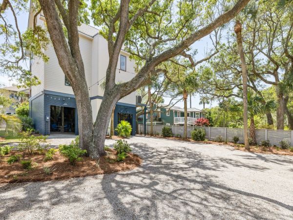 Folly Beach Home 1015462