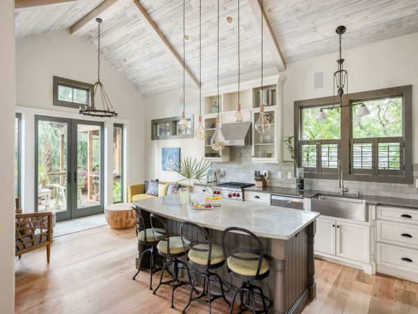 Folly Beach Home 1015465