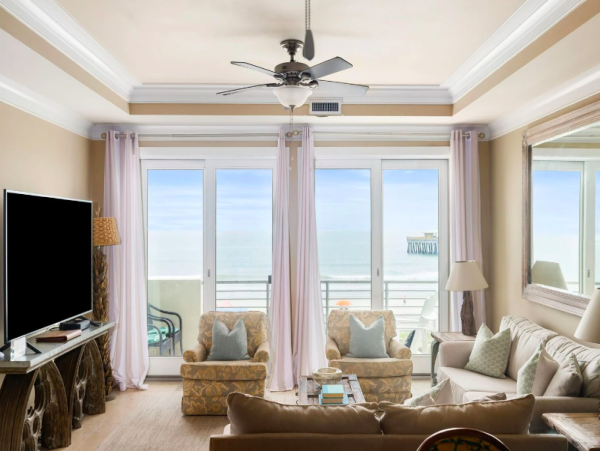 Oceanfront Luxury at Folly Beach: 4 Bedroom Villa with Stunning Views