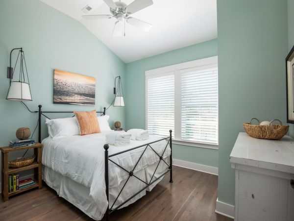 Folly Beach Home 1015475