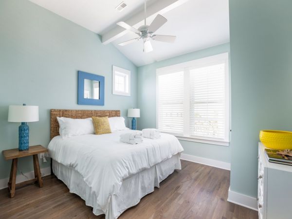 Folly Beach Home 1015475