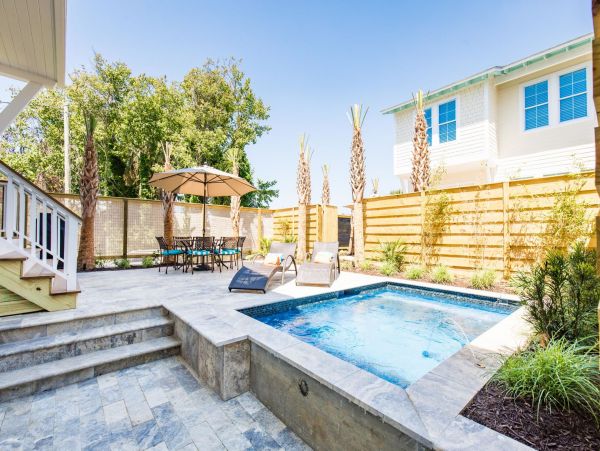 Folly Beach Home 1015475