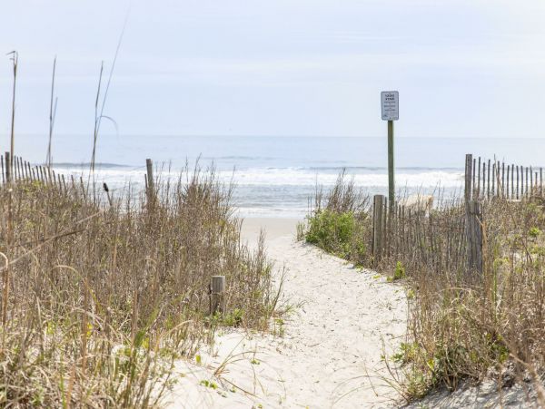 Folly Beach Home 1015478