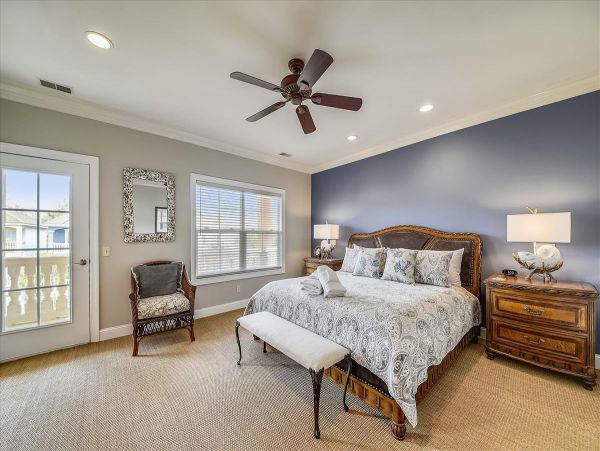 Hilton Head Vacation Pool Home Sleeps 8  Guests