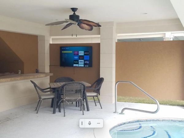 Hilton Head Vacation Pool Home Sleeps 8  Guests