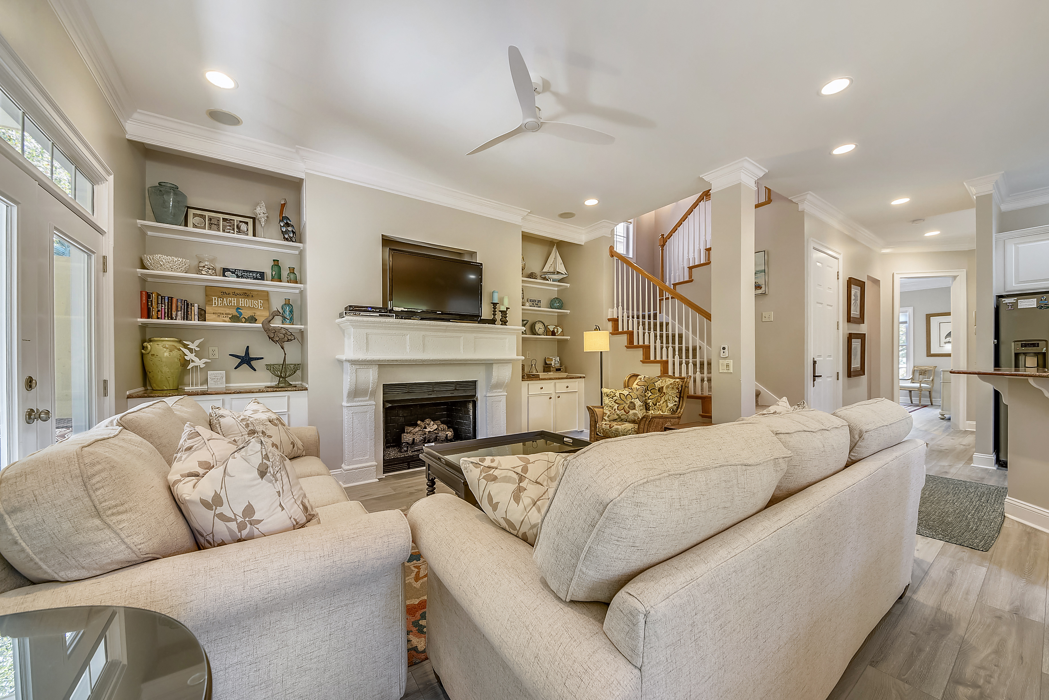 Hilton Head Vacation Pool Home Short Walk to Beach 4 Bedroom