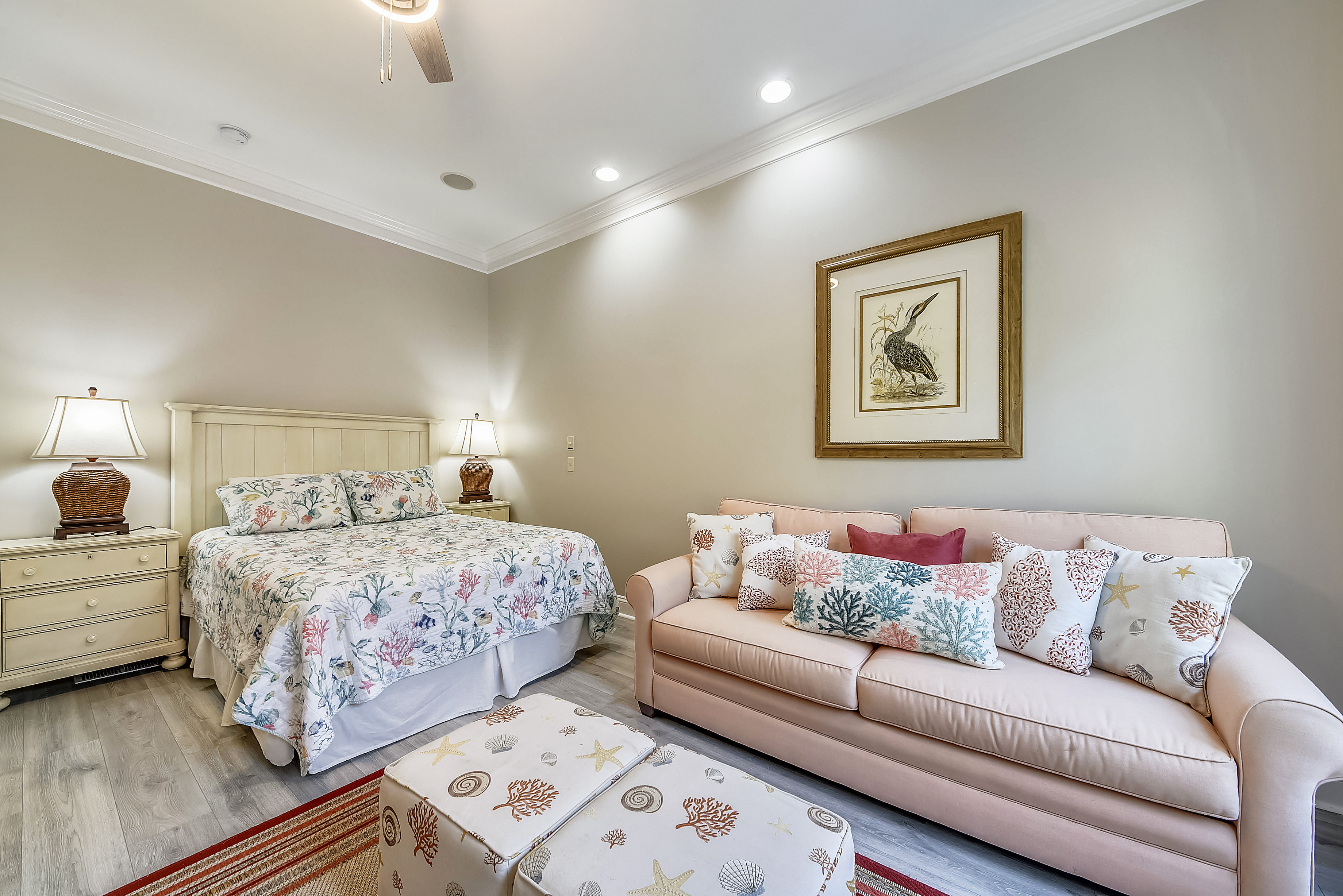 Hilton Head Vacation Pool Home Short Walk to Beach 4 Bedroom