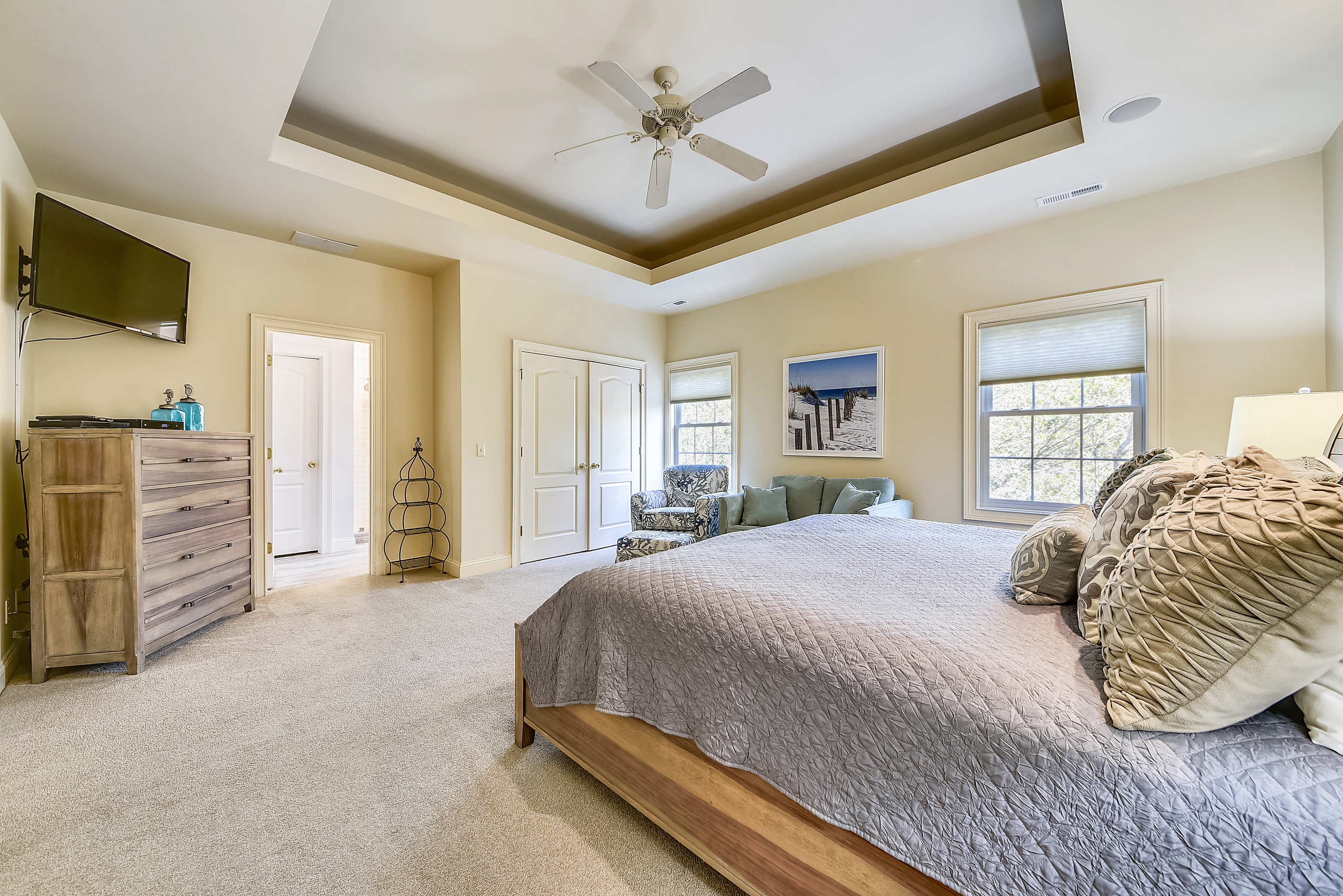 Hilton Head Vacation Pool Home Short Walk to Beach 4 Bedroom