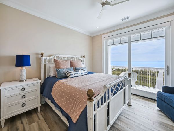 Oceanfront 6 Bedroom Luxury Vacation Home