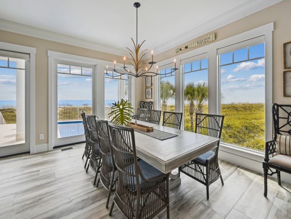 Oceanfront 6 Bedroom Luxury Vacation Home