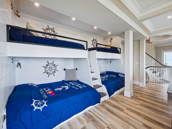 Oceanfront 6 Bedroom Luxury Vacation Home