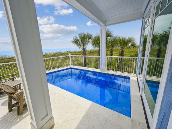 Oceanfront 6 Bedroom Luxury Vacation Home