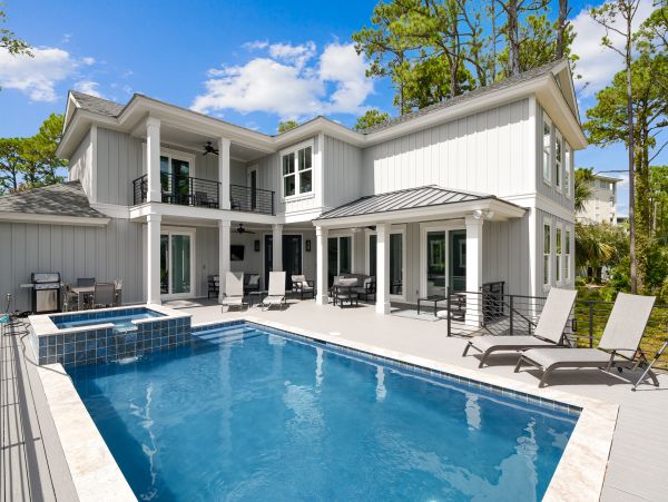 Gorgeous 6 Bedroom Home in Hilton Head Sleeps 19