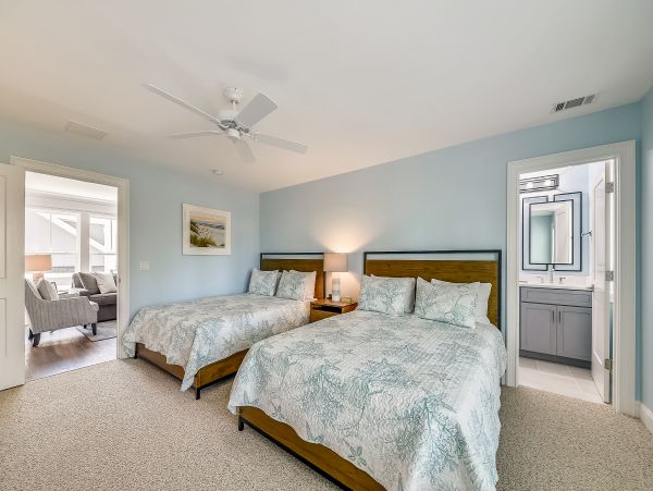 Gorgeous 6 Bedroom Home in Hilton Head Sleeps 19