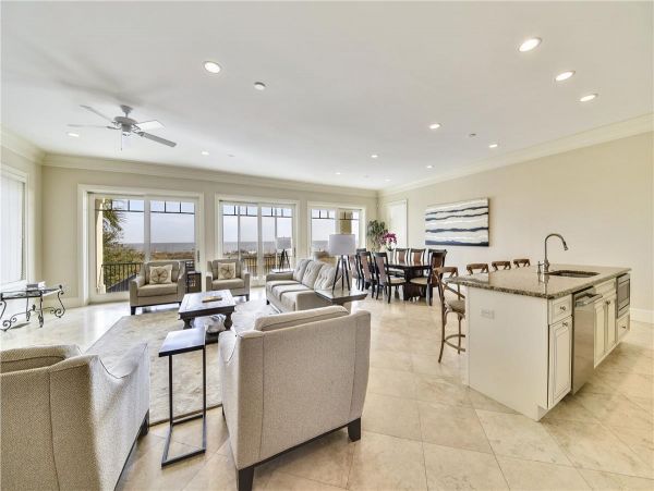 Six Bedroom Gorgeous Vacation Home in Hilton Head 22 Guests
