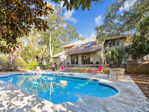 Luxury Vacation Rental on Hilton Head Island - Spacious and Convenient
