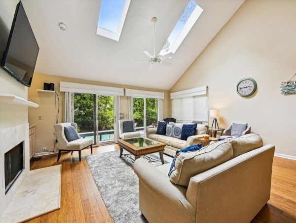 Luxury Vacation Rental on Hilton Head Island - Spacious and Convenient