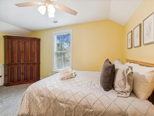 Charming Vacation Rental with a Pool & 4 Bedrooms in Hilton Head