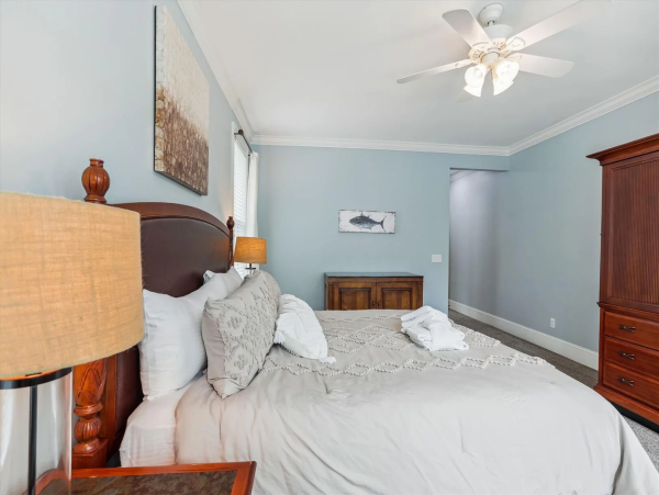 Charming Vacation Rental with a Pool & 4 Bedrooms in Hilton Head