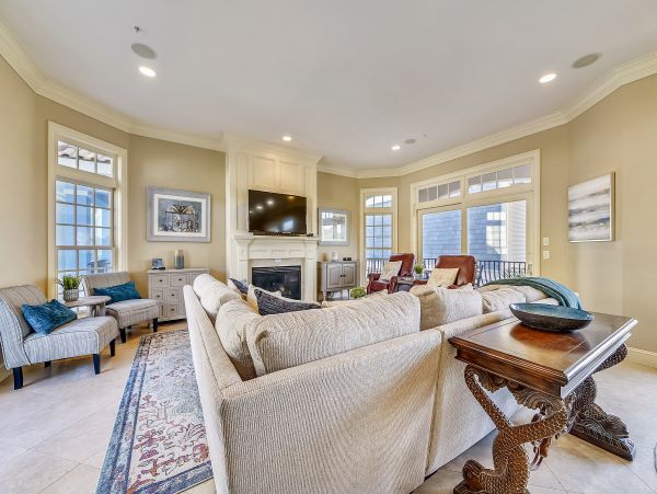 Partial Ocean View, 5 bedroom Rental