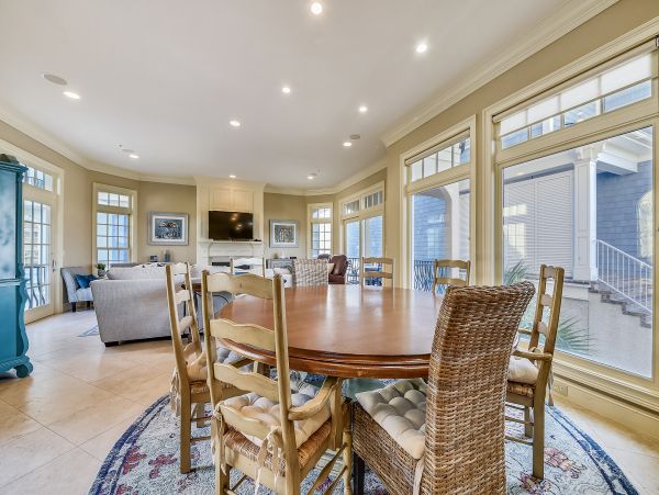 Partial Ocean View, 5 bedroom Rental