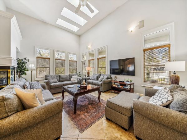 Hilton Head Charming 6 Bedroom Vacation Rental