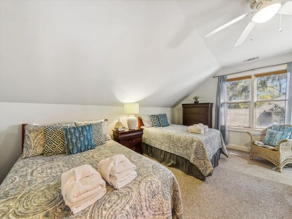 Hilton Head Charming 6 Bedroom Vacation Rental