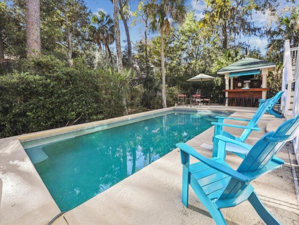 Hilton Head Charming 6 Bedroom Vacation Rental