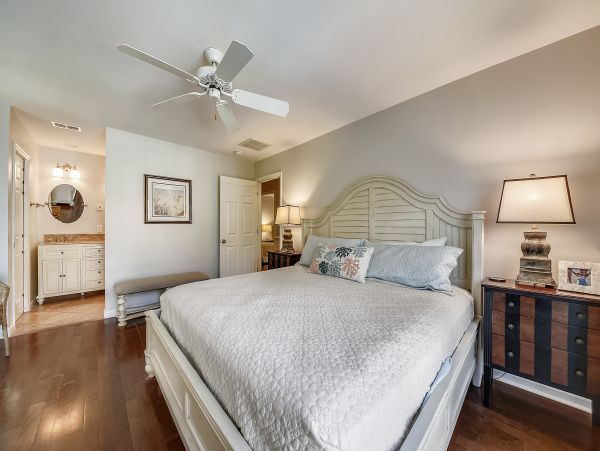 Luxury Six Bedroom Four & a Half Bathroom Vacation Home